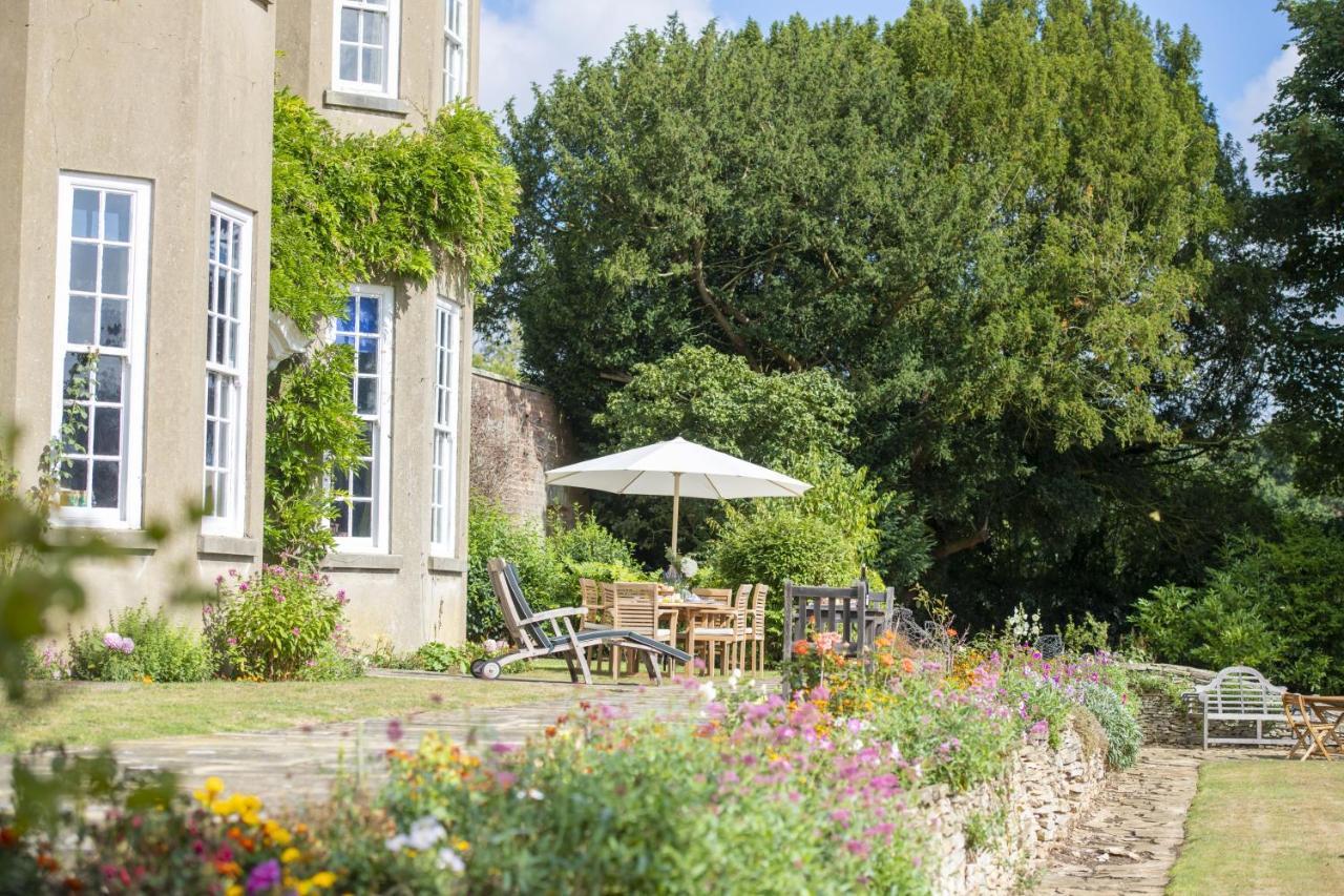 Upper Helmsley Hall York Exterior foto